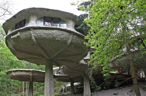 20 Of Some Of The Worlds Weirdest Houses Pacific Homes