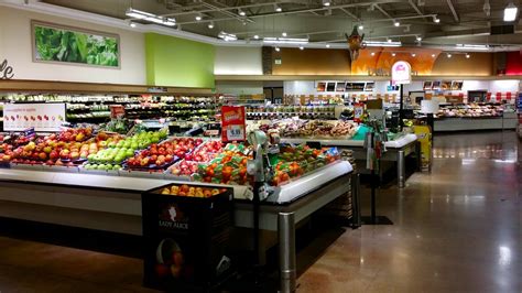 Grocery home delivery orders have a service fee of $9.95. Giant Food #2304 | Produce section, at the left (north ...