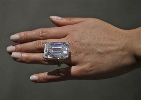 'Perfect' 100-carat diamond sells for $22 million | Toronto Star