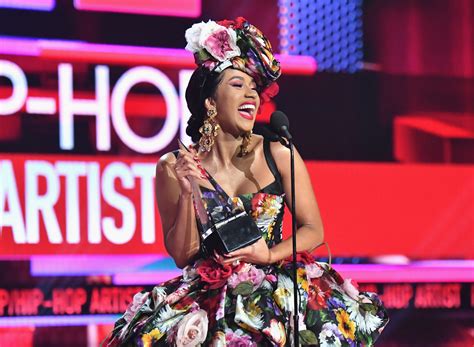 cardi b to host the 2021 american music awards american music awards