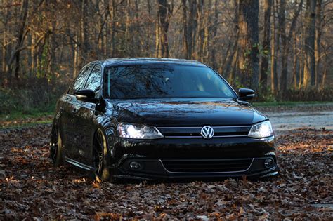 The 2012 vw jetta sportwagen's vast panoramic glass sunroof covers both front and rear seats, allowing everyone inside to enjoy sunshine volkswagen finds it's mark on sportswagen. VWVortex.com - 2012 Jetta SE 2.5: Heavily Modified