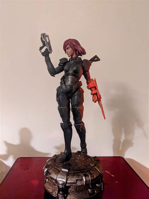 3d Printed And Painted Up A Femshep Statue Rmasseffect