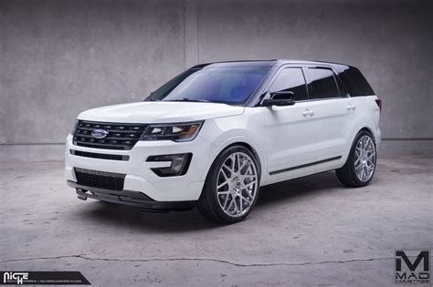 It's seven selectable drive modes include normal, trail, deep snow/sand, slippery, sport ©2020 ford motor company of canada, limited. Black Top Ford Explorer on Niche Alpine-D Custom Wheels ...