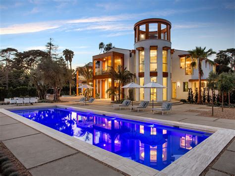 Post-Modern Contemporary Oceanfront Mansion In Santa Barbara