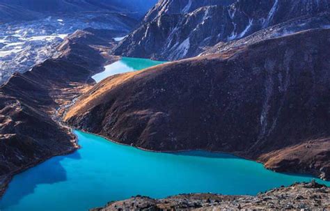 Magnificent Himalayan Lake The Nepal Trekking