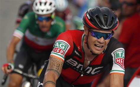 Vuelta a Espana 2017: Nicolas Roche takes risks Chris Froome not ...