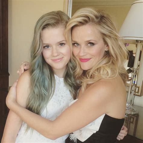 Reese Witherspoon Shows Off Her Mini Me Babe Ava Phillippe NZ Herald
