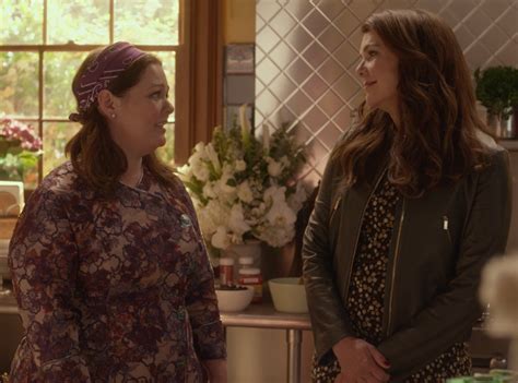 Lauren Grahams Gilmore Girls Reunion With Melissa Mccarthy Was A