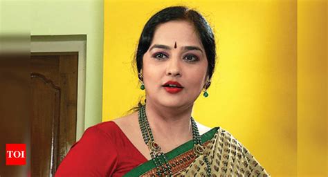 People Love My Saris Says Meena Kumari Times Of India