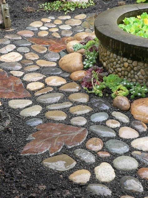 50 Very Creative And Inspiring Garden Stone Pathway Ideas