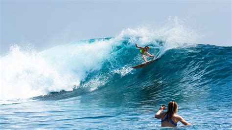 Bethany Hamilton Scores Wildcard For Outerknown Fiji Pro Rip Curl