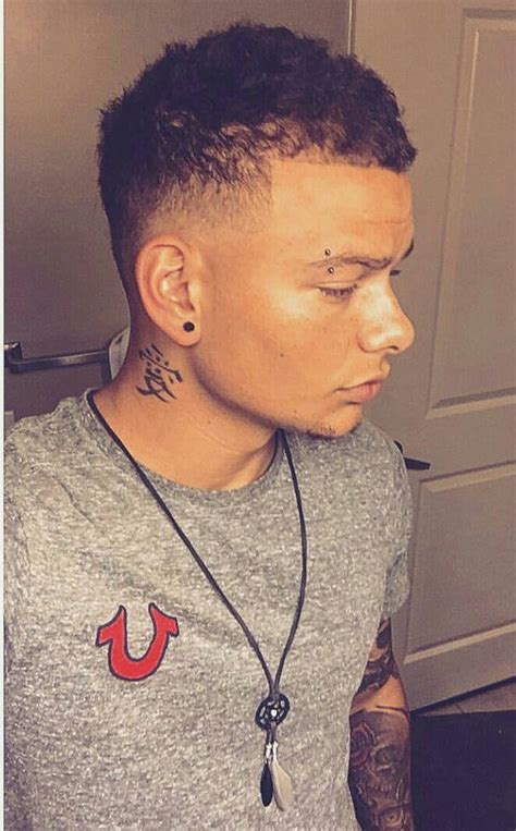 Kane Brown Instagram Post 8 11 16 Finally Got The Mop Chopped Off