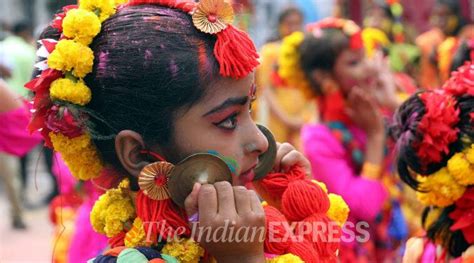 Happy Holi 2020 Highlights People Across India Celebrate Festival Of