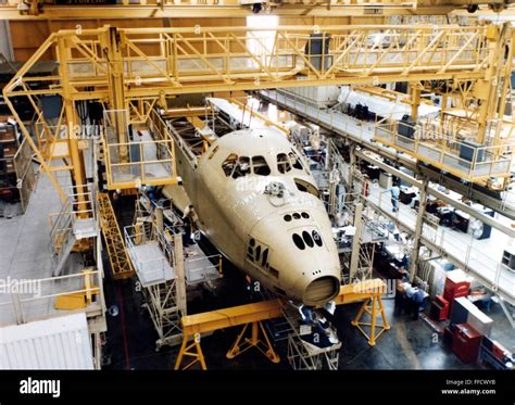 Space Shuttle Construction Nconstruction Of A Nasa Space Shuttle
