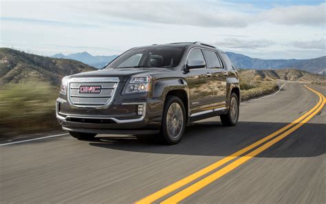 Comparison Gmc Terrain Denali 2017 Vs Ford Expedition El Platinum