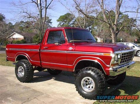 The truck runs good and doesn't smoke. 79 Ford shortbed truck
