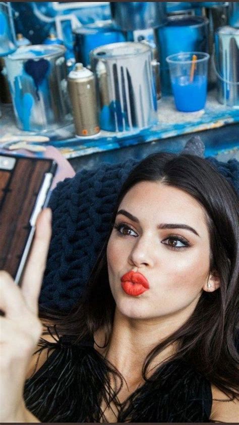 37 Astonishing Kendall Jenner Makeup Ideas For Women That Looks More