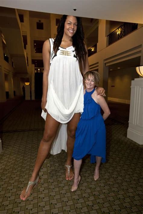 World Tallest Woman Isreal Ledoux