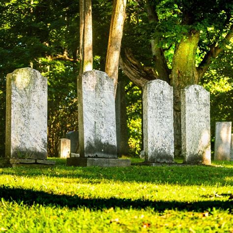 How To Buy Or Sell A Cemetery Plot Buying A Grave Site