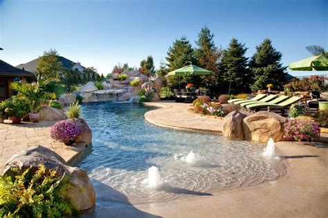 30 Awesome Zero Entry Backyard Swimming Pools Ie Beach Entry