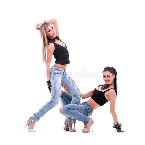 Deux Filles Sexy Dans Des Jeans Photo Stock Image Du Passion