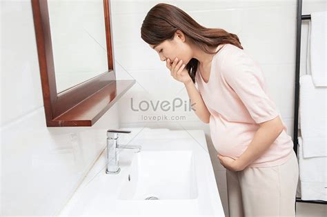 Pregnant Woman Vomiting Picture And Hd Photos Free Download On Lovepik