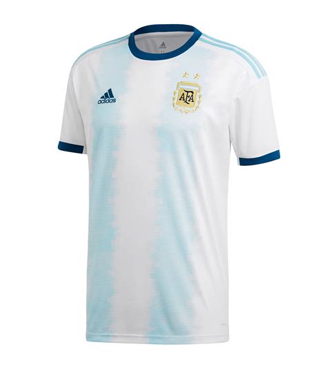 Neben einigen anderen wm trikots, hat adidas nun auch das trikot der argentinier zur weltmeisterschaft in brasilien vorgestellt. adidas Argentinien Trikot Home 2019 Weiss Blau |Replicas ...