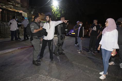 Israeli police on sunday arrested muna el kurd, 23, the palestinian activist and resident who pioneered the save sheikh jarrah campaign for the neighbourhood at the heart of a legal battle and current. Palestinians are asserting their right to live in the holy ...