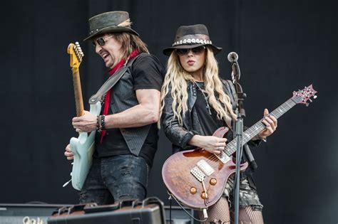 Orianthi Panagaris One Of The Worlds Best Female Guitarists