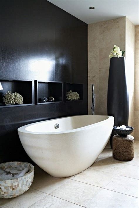 Holz und schwarzes badezimmer auf behance. Schwarzes Badezimmer