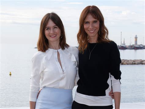 Doll And Em Tv Review Dolly Wells And Emily Mortimer Use Art To Imitate Their Life The Independent