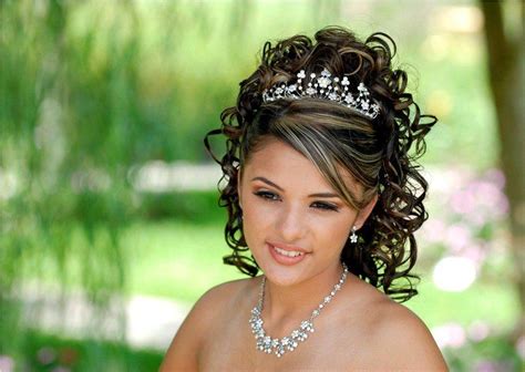 40 Stunning Quinceanera Hairstyles For 2024 Hairstylecamp