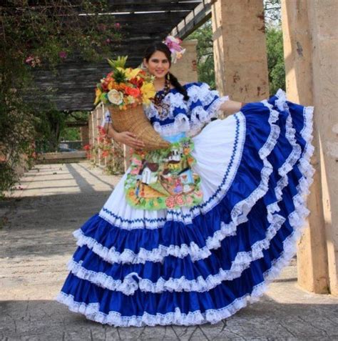 Traje Típico Hondureño De Gala Traje Típico Vestidos Tipicos De