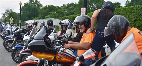 Photos 1 Million Bikers Ride Into Dc To Pay Homage To Fallen Heroes