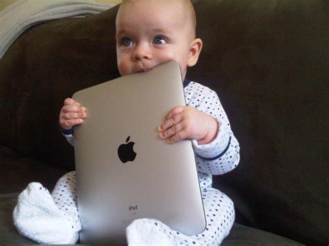 Psychologist Giving Your Kid An Ipad Is Child Abuse