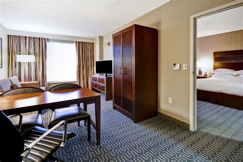 Embassy Suites By Hilton Springfield Hotel Va Prezzi 2022 E Recensioni