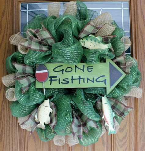 Gone Fishing Deco Mesh Wreath Deco Mesh By Creativecraftsbycher 8500