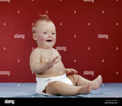 Old Fashioned Diaper Hi Res Stock Photography And Images Alamy