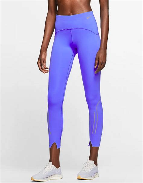 Best Running Clothes For Women That Are Practical And Stylish Mirror