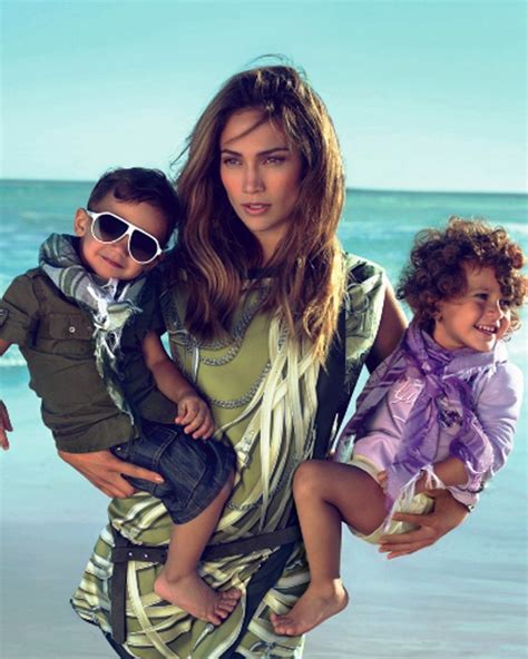 Mr Will Wpop Maven Jennifer Lopez And Twins Max And Emme For Gucci