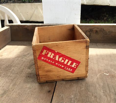 Maybe you would like to learn more about one of these? Primitive Small Wood Shipping Crate Fragile | Primitive ...