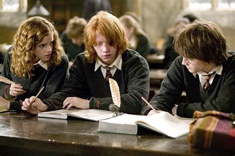 10 Lessons We Learned From Harry Potter And His Friends At Hogwarts