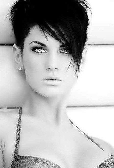 26 Best Short Haircuts For Long Face Popular Haircuts Isnca