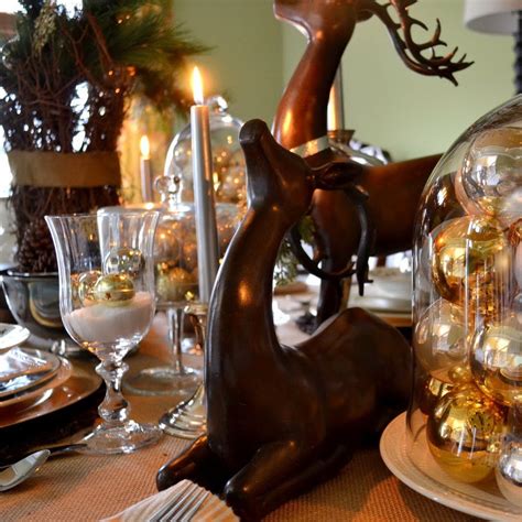 So instead of worrying about what to cook, you can spend more time enjoying your family this holiday season. 40 Christmas Dinner Table Decoration Ideas - All About ...