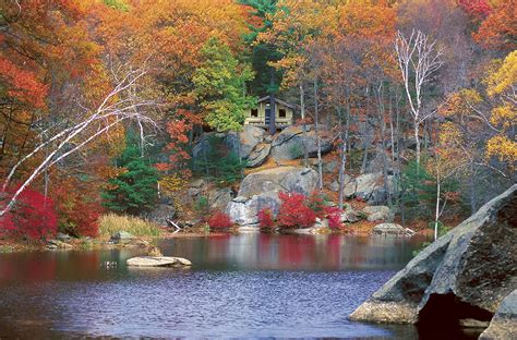 14 Amazing Places To See Fall Foliage