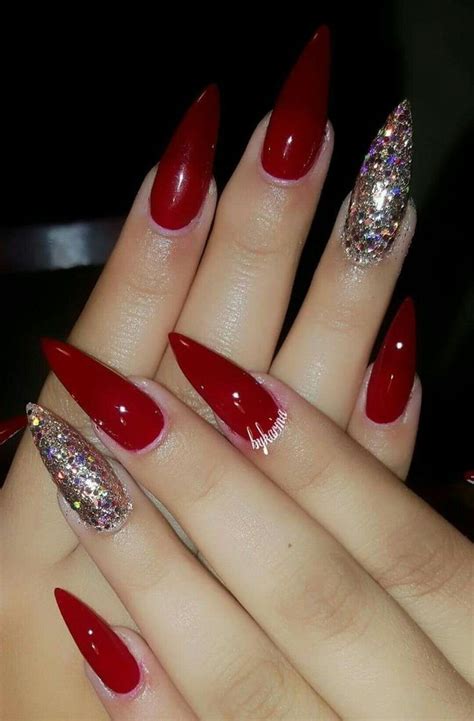 Diseños de uñas acrílicas ✅ en tendencia e ideas para ponerte al dia con lo ultimo de la moda de uñas bonitas decoradas y elegantes para cualquier ocasion. Pin de ღJessy Zarazuaღ en Uñas | Uñas de gel rojas, Uñas ...