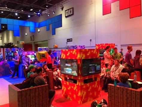 Minecon 2015 Mojang And Minecraft Trying To Live And Thrive With The Corporate Creepers