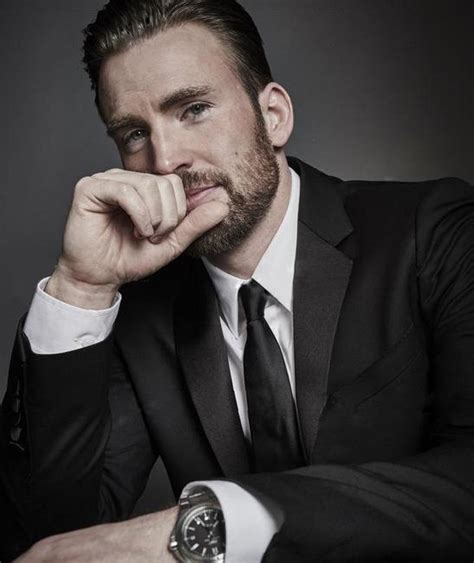 Siri 🫶🏼 On Twitter This One Photo Of Chris Evans Is Enough To Make Me