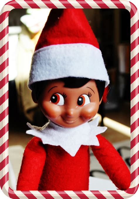 Un Lutin De No L Dans La Classe Elf On The Shelf Noel Christmas