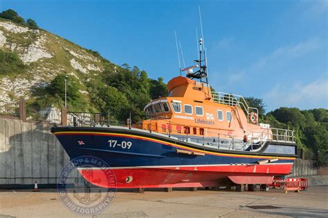 Rnli Severn Class Lifeboat On 1220 City Of London Ii 17 09 6x4 10x15 Photo Ebay
